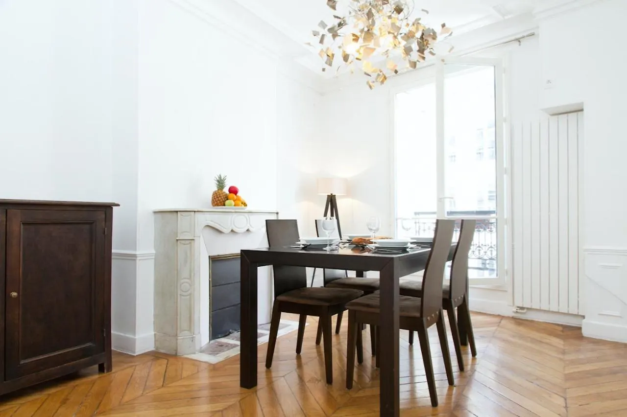 Rue Saint Honore - Louvre City Apartment Paris 0*,